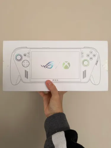 XBOX ROG ALLY - LACRADO [+200 Ref OLX]