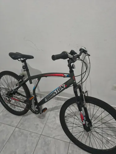 Vendo Bike Houston Atlantis Aro 26