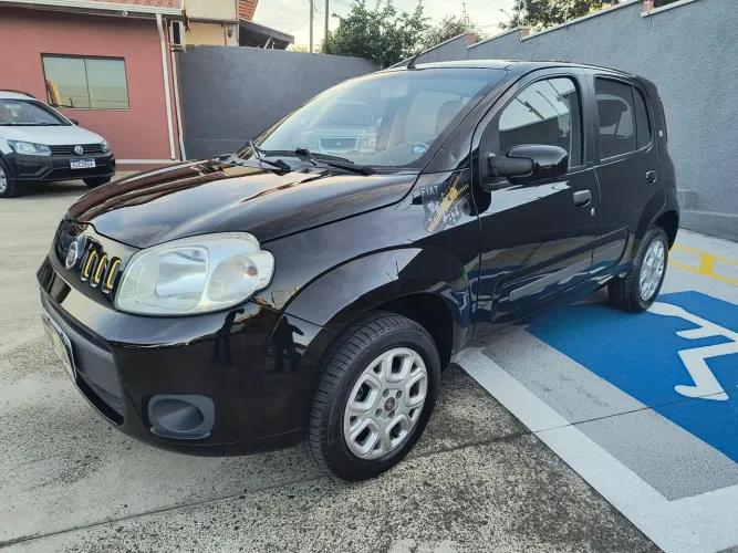 Fiat Uno Attracti. Celeb.1.4 EVO F.flex 8V 4P 2011
