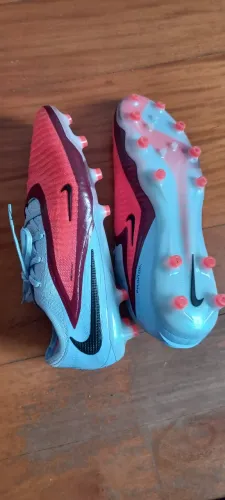 Chuteira Nike Phanton 6 low Elite AG-Pro, tamanho 41