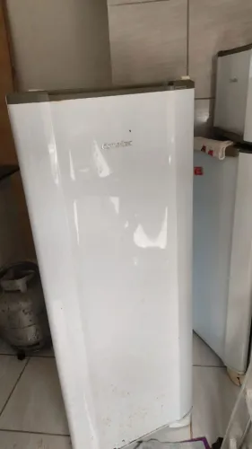 Geladeira esmaltec