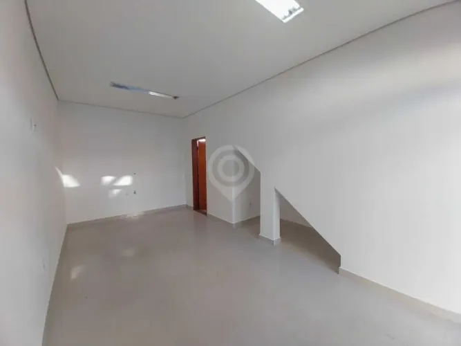 Sala : / Comercial / Centro