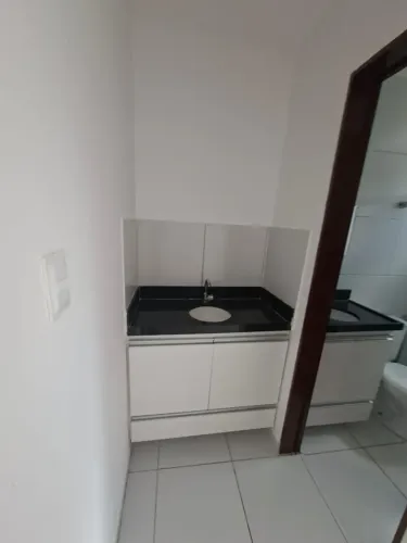 ALUGO APARTAMENTO COM 2 QUARTOS A POUCOS PASSOS DO PARQUE DAS TRES RUAS