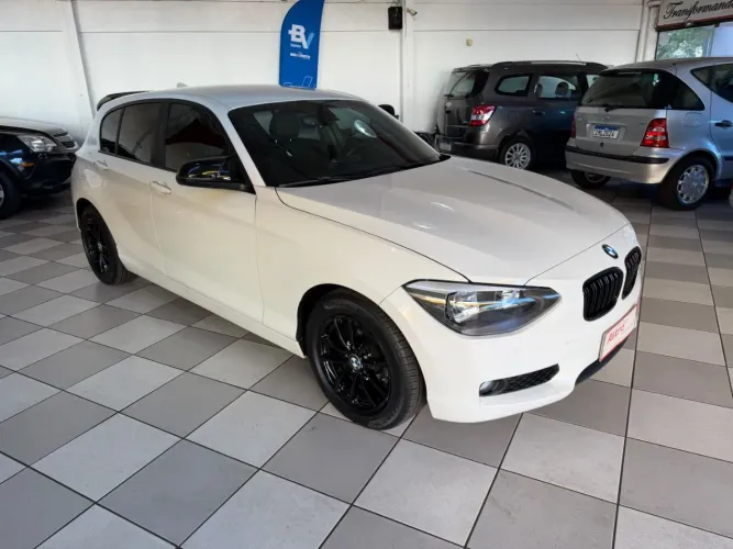 BMW 118I Sport 1.5 TB 12V Aut. 5P 2013