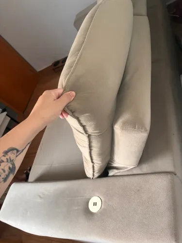 Sofá retrátil e reclinável
