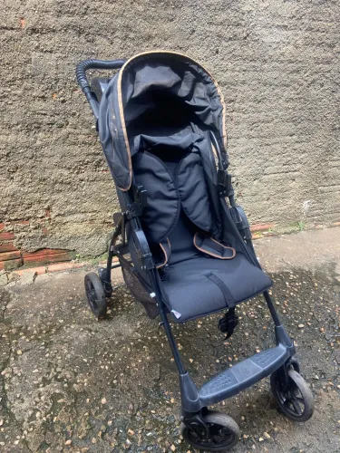 Carrinho de bebê galzerano