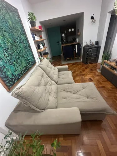 Sofá retrátil MUITO confortável em excelente estado