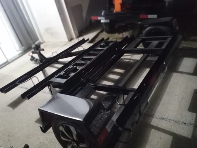 Reboque para moto e carro
