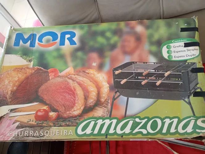 Churrasqueira mor Amazonas semi nova; Nunca usada..