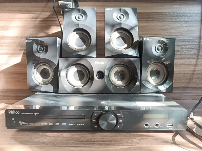 Home Theater Philco PHT690