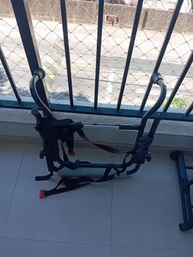 Suporte para carregar bicicleta no carro