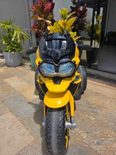 Moto Elétrica Infantil Adventure 12V Bivolt Bandeirante
