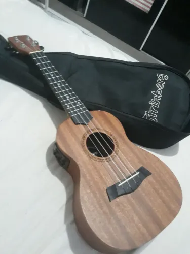 Ukulele strinberg