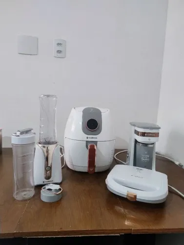 Kit cadence (sanduicheira, Airfryer, liquidificador e cafeteira)