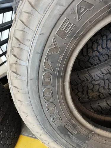 Par Pneus Aro 16 Goodyear Papaleguas G8 Titan 10 Lonas
