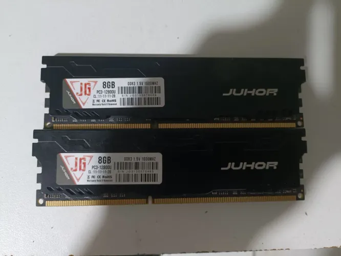 2 pente de 8gb ddr3