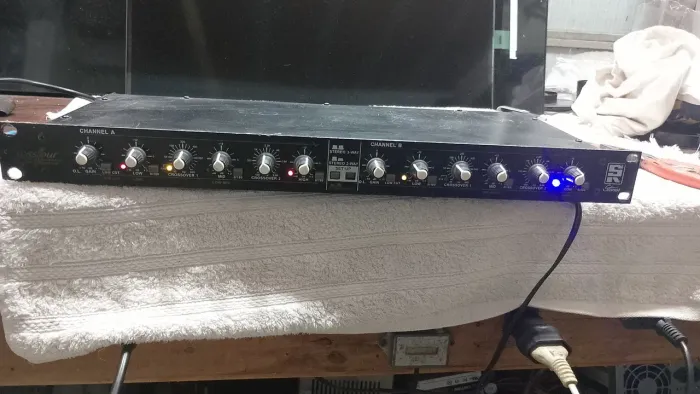 Crossover staner 4 vias