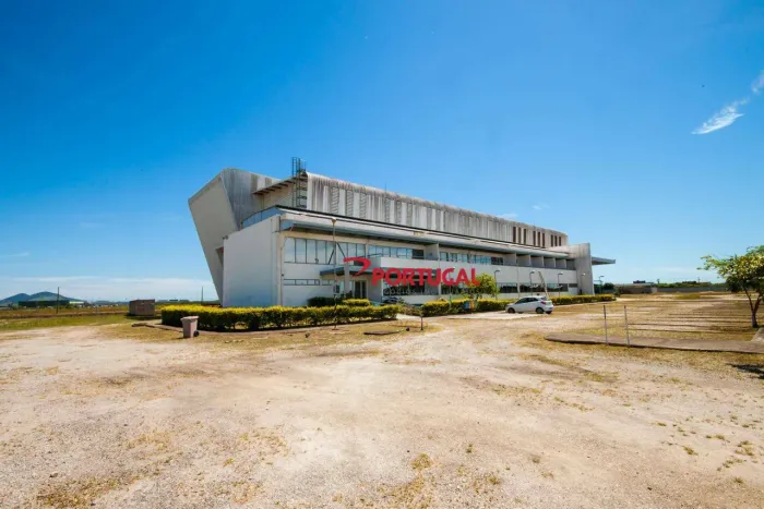 Galpão à venda, 3408 m² por R$ 15.000.000,00 - Virgem Santa - Macaé/RJ