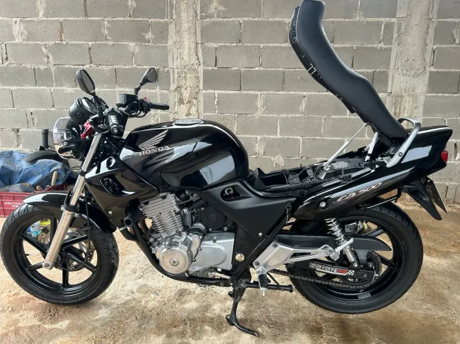 Cb 500 relíquia 