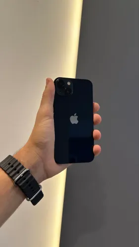 iPhone 13 - 128gb