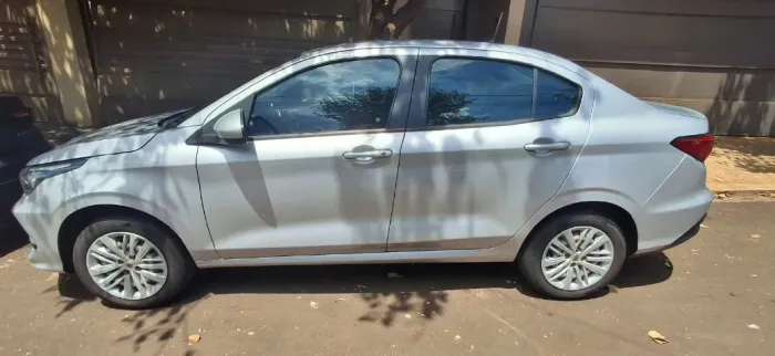 Fiat Cronos Drive 1.0 6V 2024