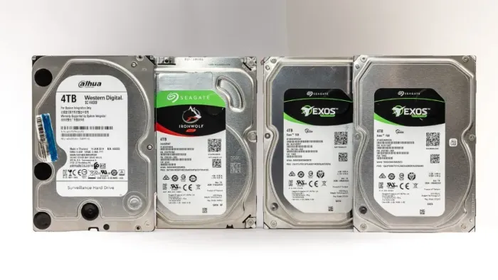 QUARTETO / KIT 4x HD 4TB (Total 16TB) ? 2x Seagate Exos + Seagate IronWolf + WD Purple