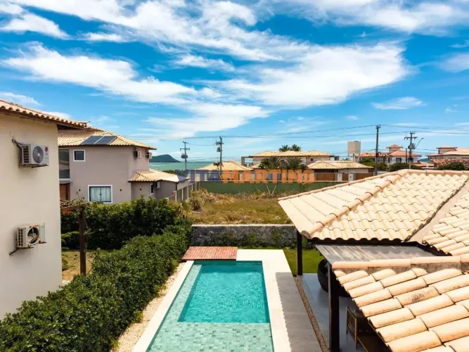 Casa com 5 Suítes em Condomínio Fechado Frente Praia Rasa | Búzios por R$1.750.000,00