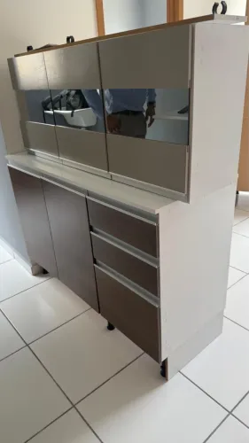 Venda-se armário 