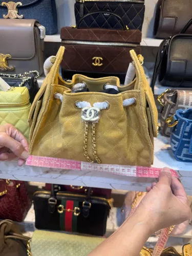 Bolsa mini couro legítimo camurça mostarda qualidade italiana Chanel