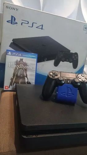 PS4 Slim Completo com Caixa e Bloodborne | Garantia
