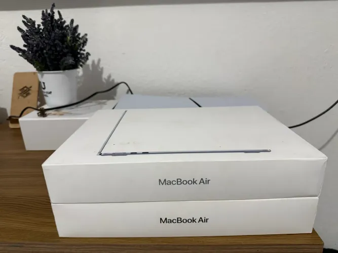 MacBook Air M5 13  16/512  lacrado 