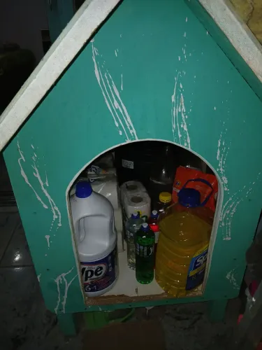 Casinha de madeira pra cachorro