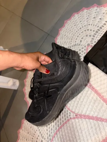 Tenis