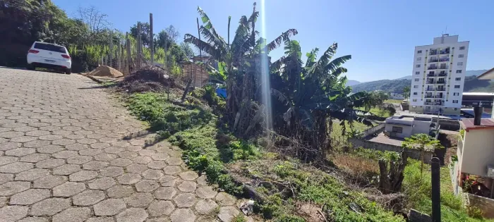 Lote no Centro de Santo Amaro da Imperatriz - SC