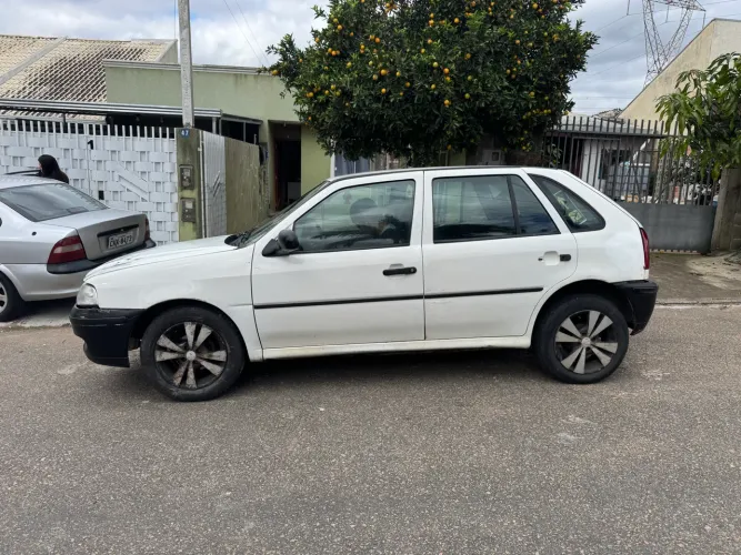 Volkswagen Gol Geração III Plus 1.0 MI 16V Gasolina Mec. 4P 2005