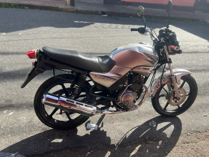 Moto 125cc ybr