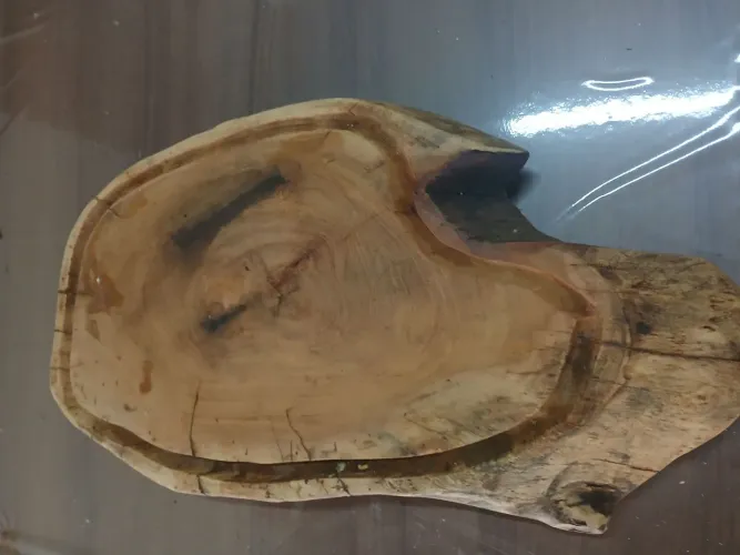 Tábua rústica artesanal para cortar carne