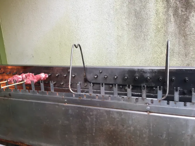 Churrasqueira Rotativa para Espetinhos