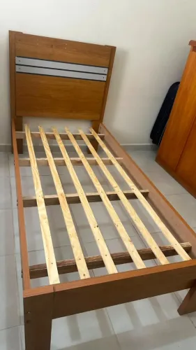 Cama de Solteiro em MDF
