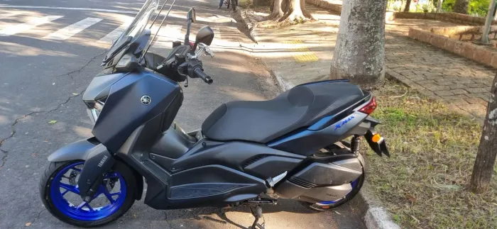 XMAX 250 Connected 2025 