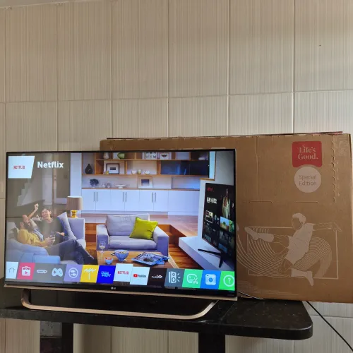 TV SMART 50 LG 4K - Borda Infinita - Com Caixa - Impecável - Entrego Hoje