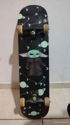 Vende-se Skate Semi Profissional Yoda