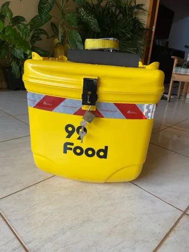 Vendo Baú 99 80L