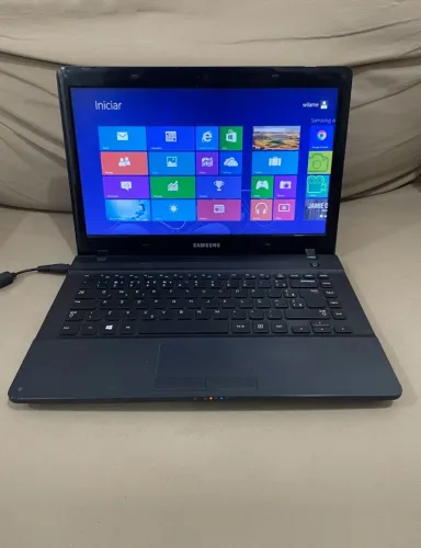 Oportunidade! Notebook Samsung Core i5, Tela Full HD