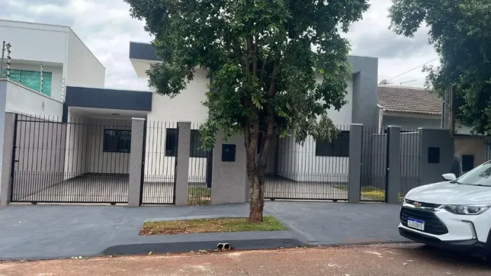 Vendo Casa 3 Quartos c/ Suíte | Jardim Três Lagoas | Maringá | Aceita Fin. MCMV