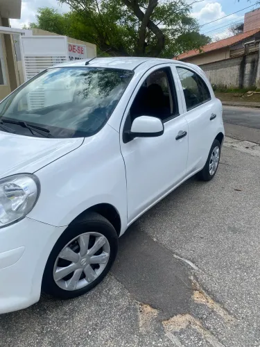 Nissan March S 1.0 16V Flex Fuel 5P 2013