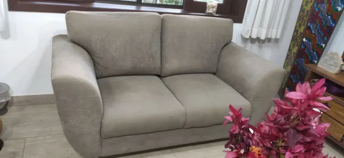 Sofá 2 lugares