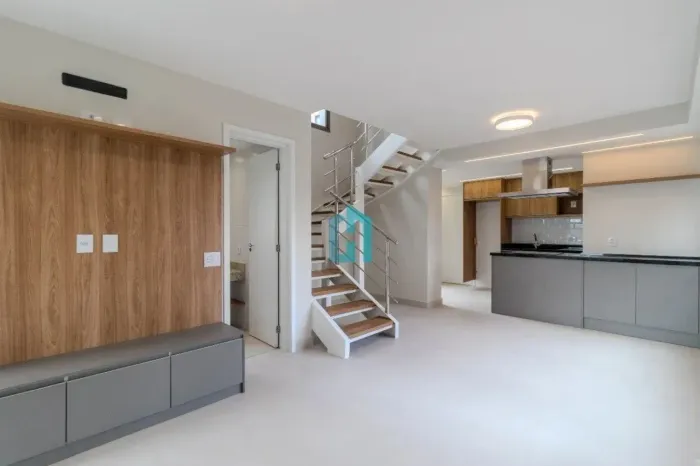 Duplex para venda em Moema com 2 quartos, sendo 2 suítes , 97m²