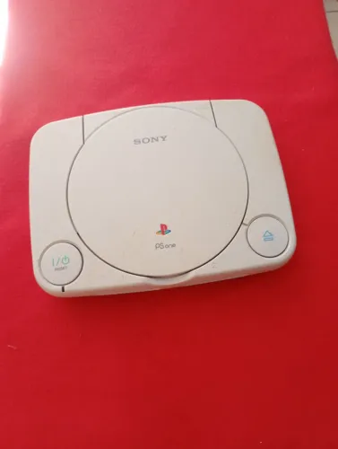 Playstation 1 com defeito, não roda o cd