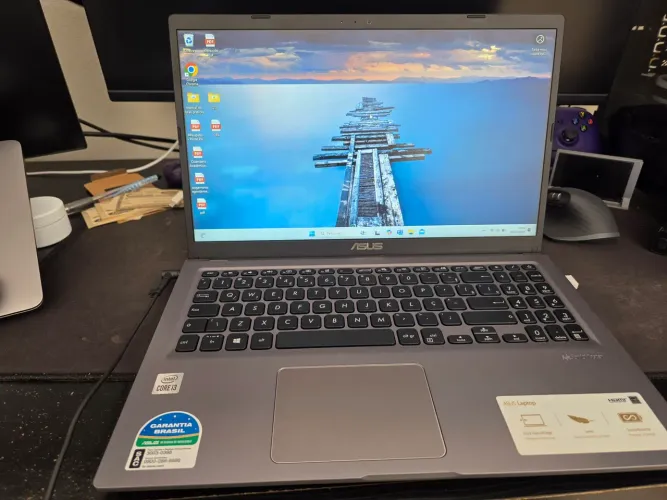 ASUS X515J
